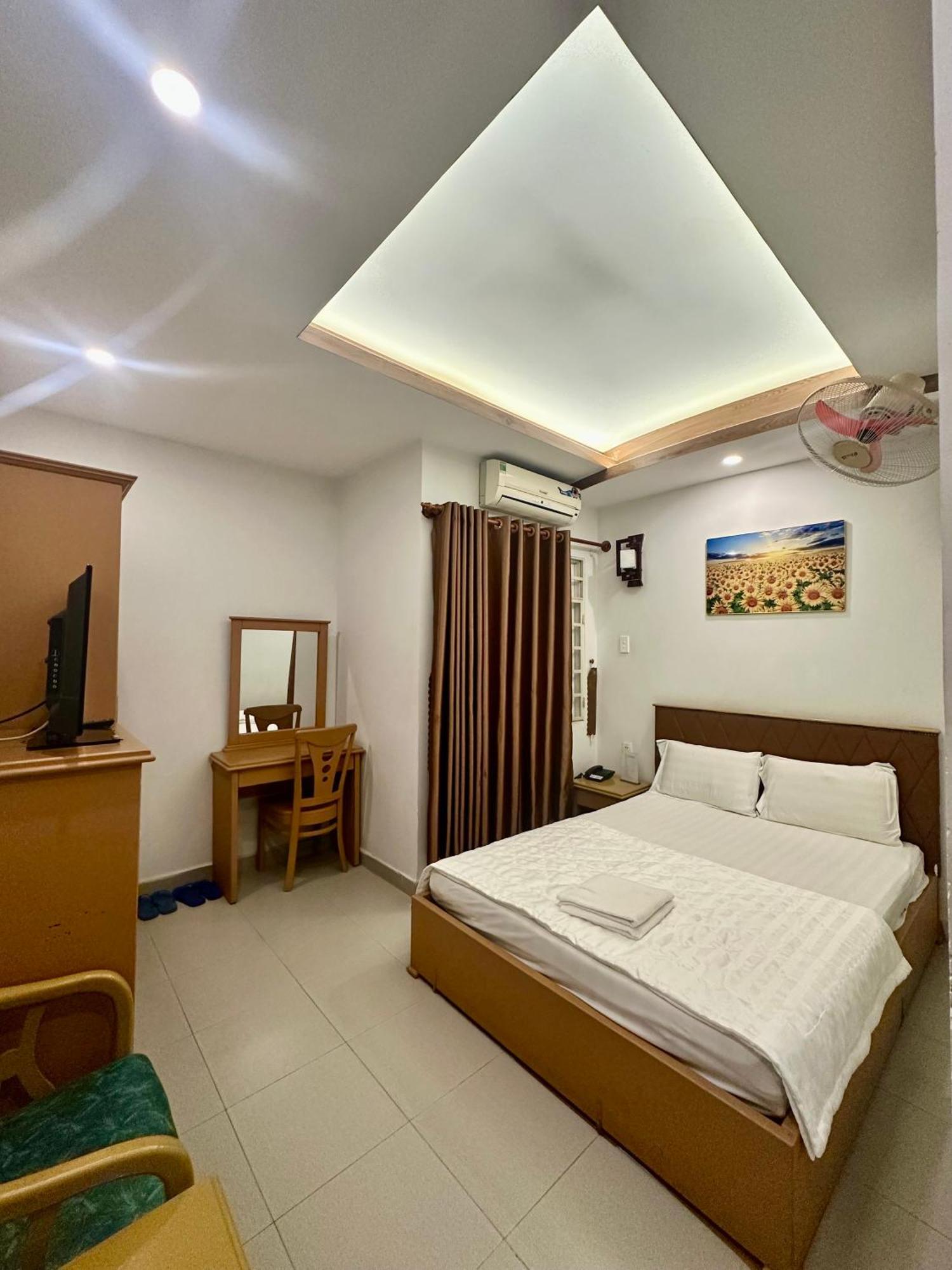 Ngoc Hoa Mai Hotell Ho Chi Minh-staden Exteriör bild