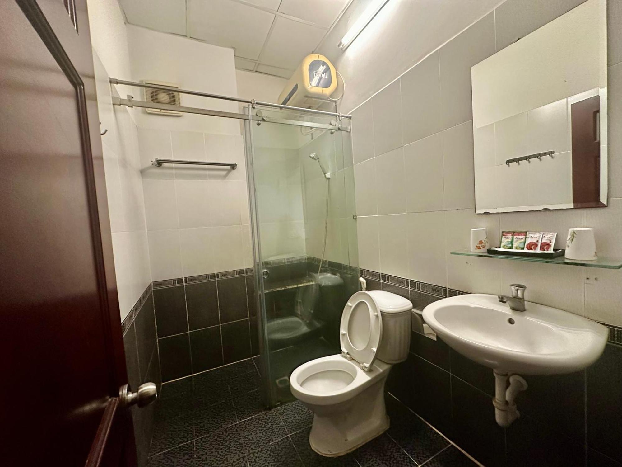 Ngoc Hoa Mai Hotell Ho Chi Minh-staden Exteriör bild